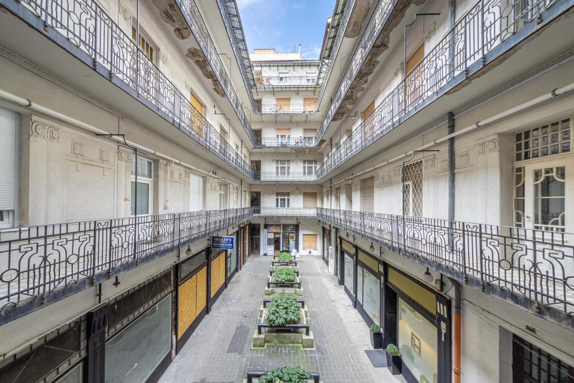 Js Modern Downtown Studios-self Check-in Appartamento Budapest